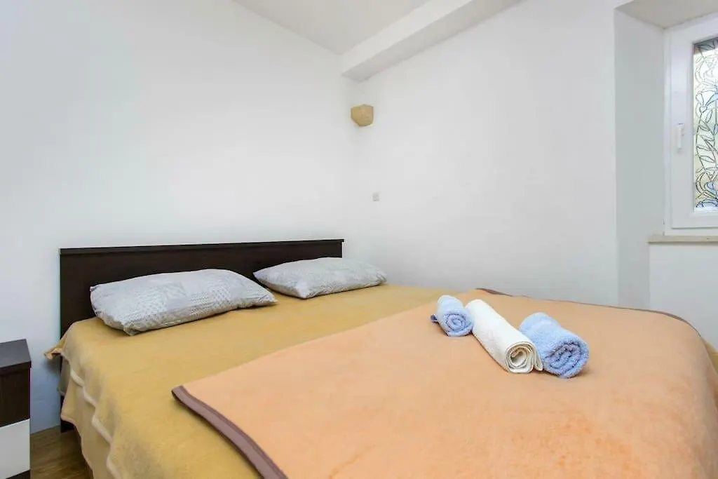Apartments Bogic Kastela Croatia