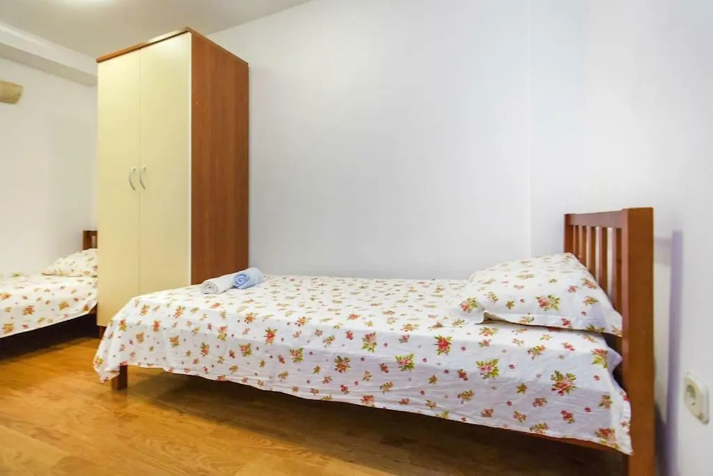 Apartments Bogic Kastela 0*,  Croatia